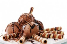 摆盘巧克力冰淇淋